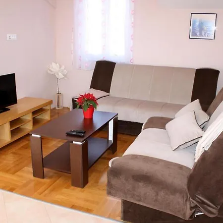 With Parking Space Zedno, Ciovo - 23279 Apartament *
