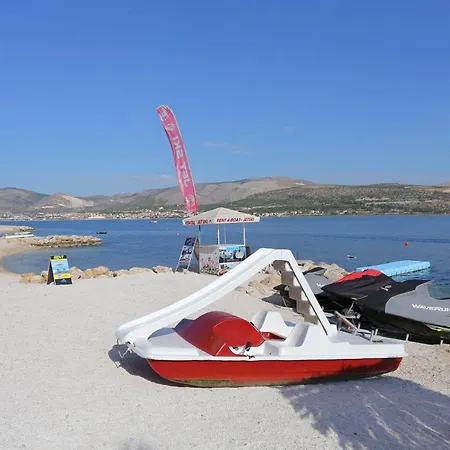 Διαμέρισμα With Parking Space Zedno, Ciovo - 23279 *