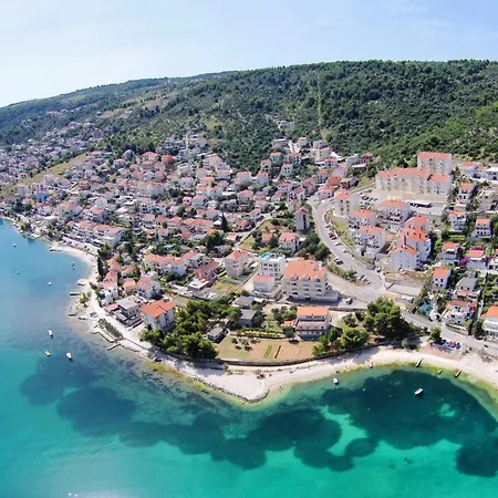 With Parking Space Zedno, Ciovo - 23279 *