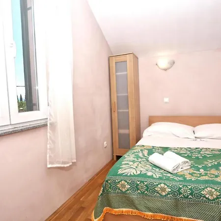 Apartman With Parking Space Zedno, Ciovo - 23279 Trogir